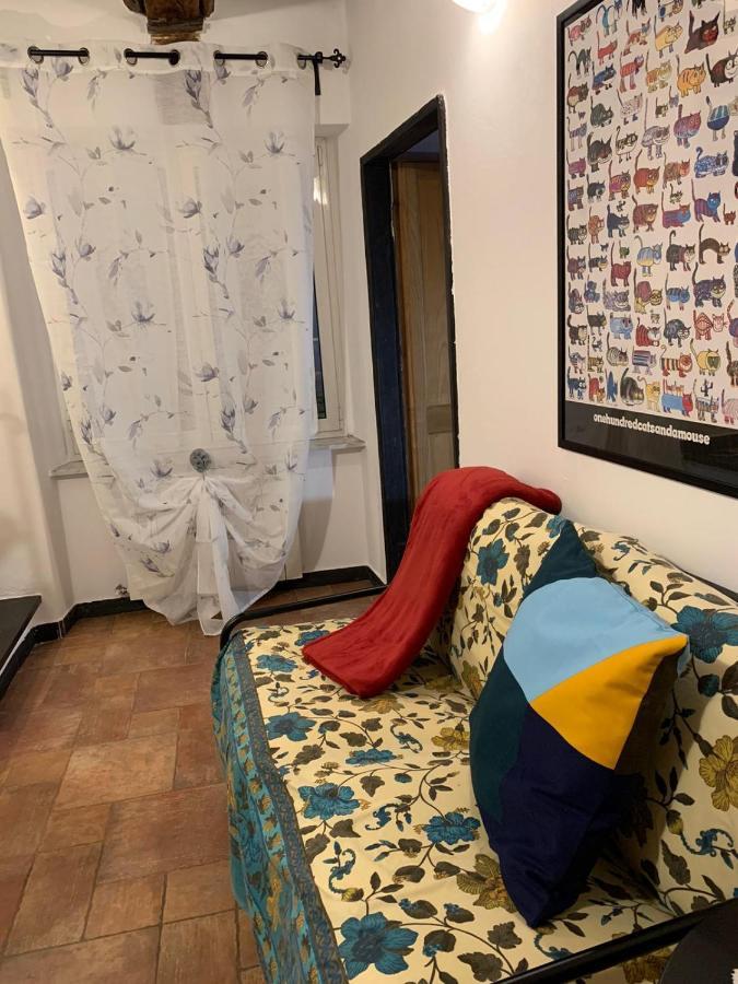 Le Parole Del Gatto Daire Cenova Dış mekan fotoğraf